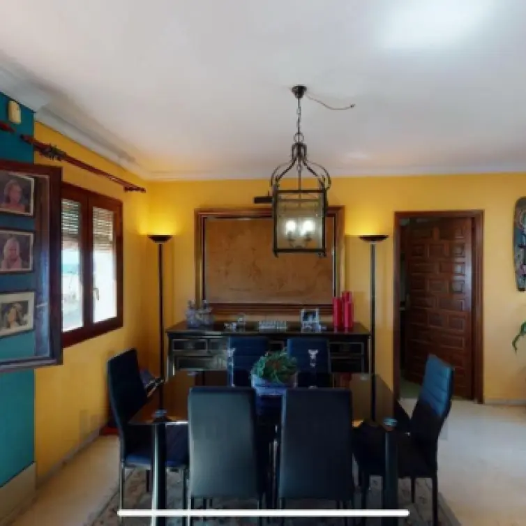 Venta de casa pareada en Marbella