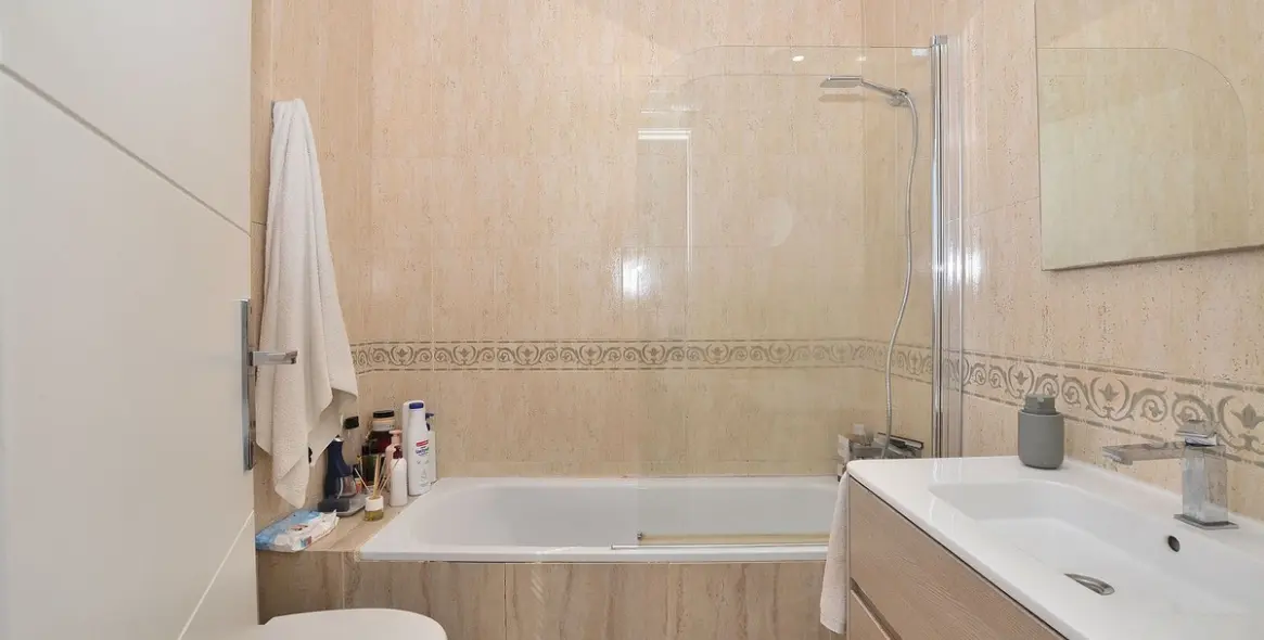 Sale of penthouse in Benalmadena Pueblo 17
