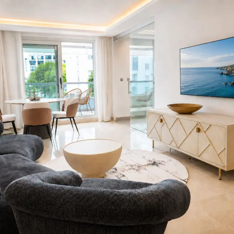 Sale of middle floor apartment in San Pedro de Alcántara