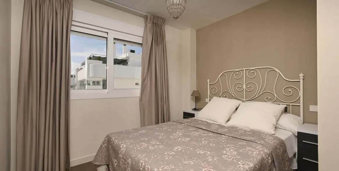 Venta de apartamento en planta media en Fuengirola 5