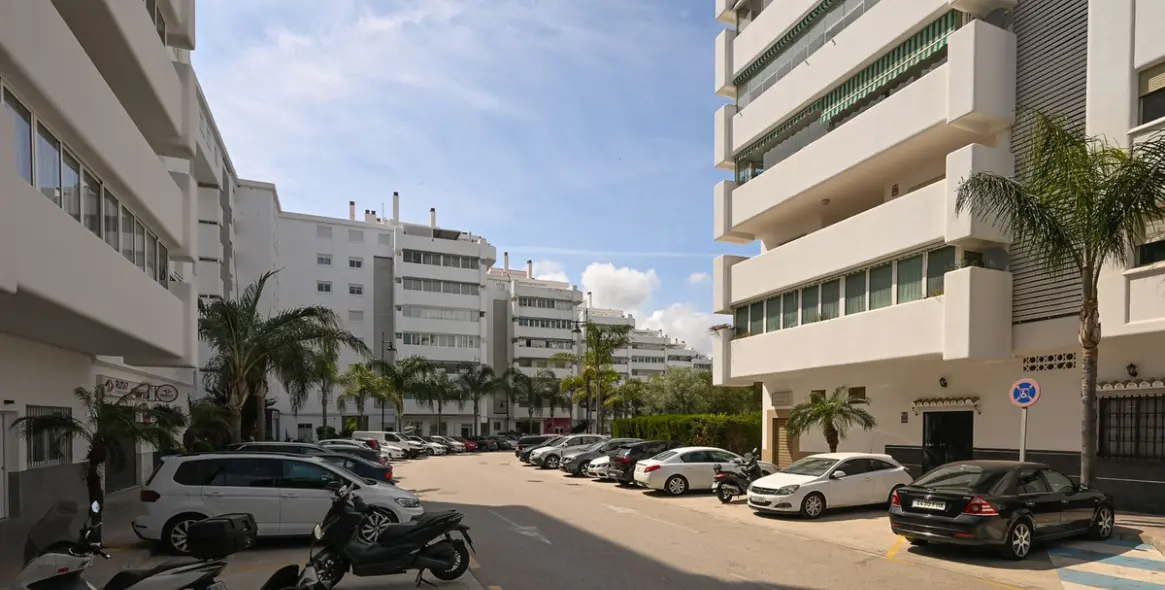 Venta de apartamento en planta media en Fuengirola 21