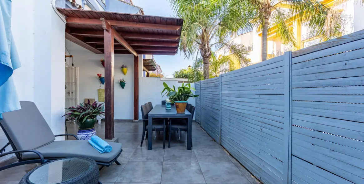 Venta de adosado en San Pedro de Alcántara 6