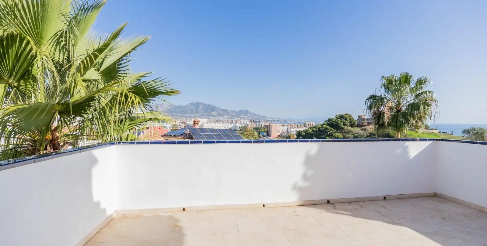 Sale of detached villa in Fuengirola 4