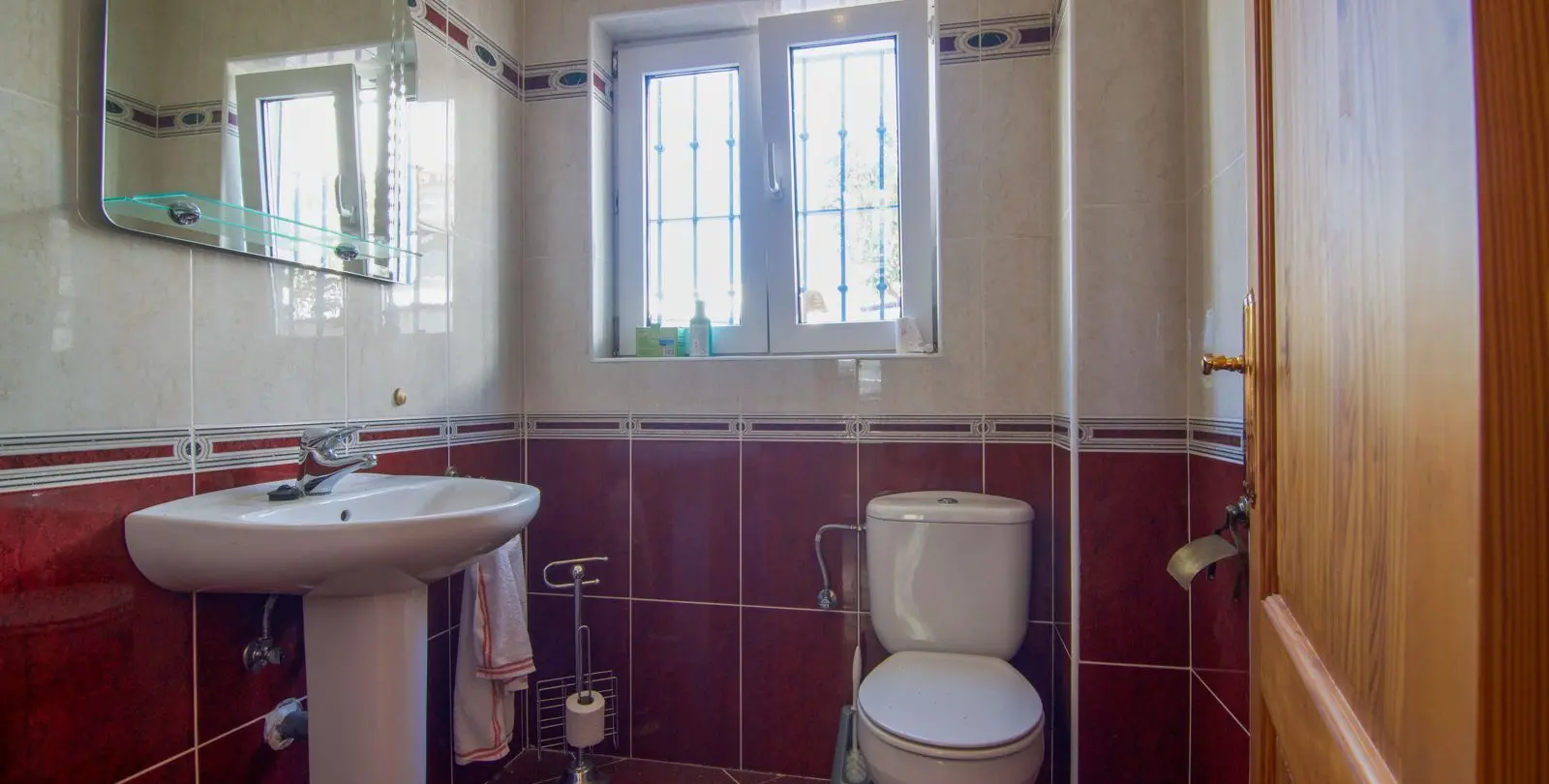 Sale of detached villa in Fuengirola 15
