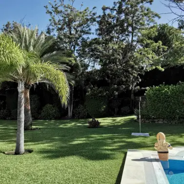 Venta de villa independiente en Estepona