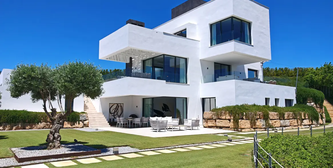 Venta de villa independiente en Benahavís 1