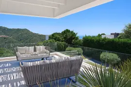 Image 4 thumb