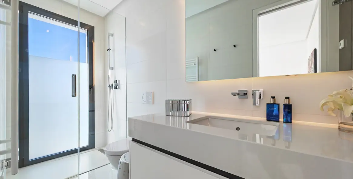 Venta de villa independiente en Benahavís 31