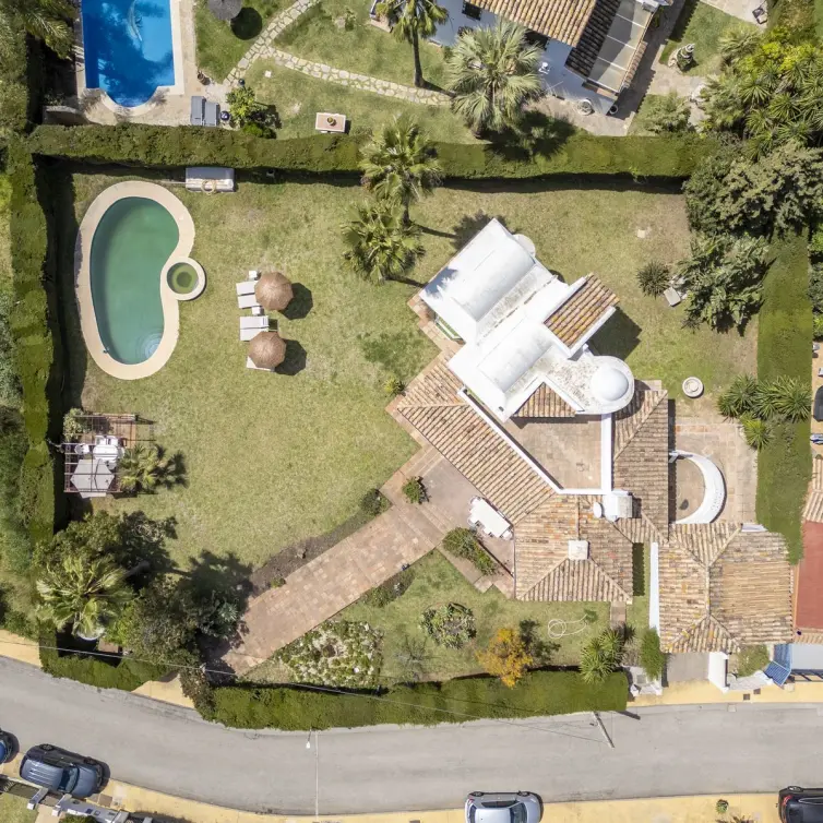 Alquiler a largo plazo de villa independiente en Atalaya