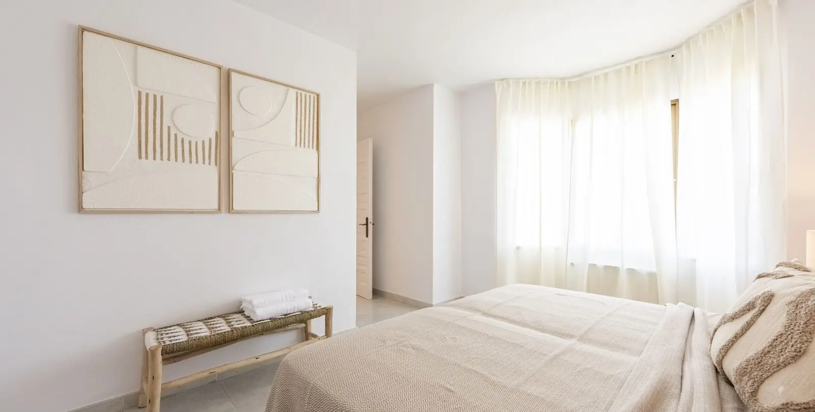 Sale of detached villa in Atalaya 18
