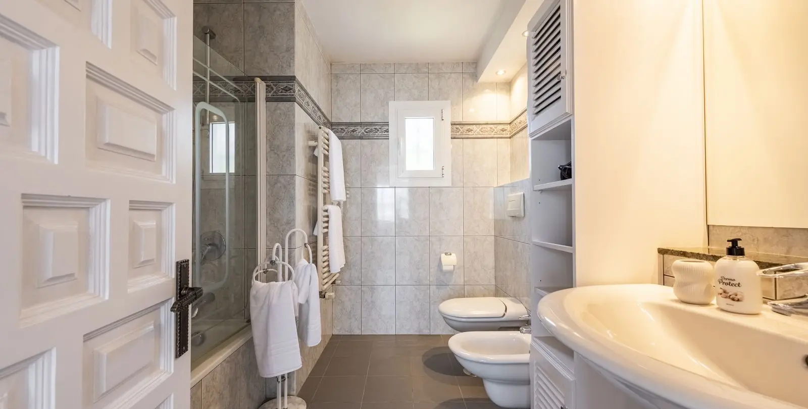 Sale of detached villa in Atalaya 23