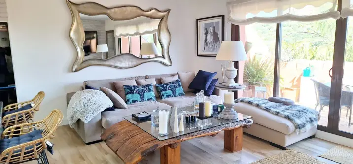 Sale of penthouse in La Duquesa 2