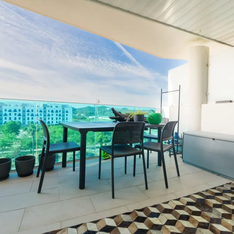 Sale of middle floor apartment in Mijas