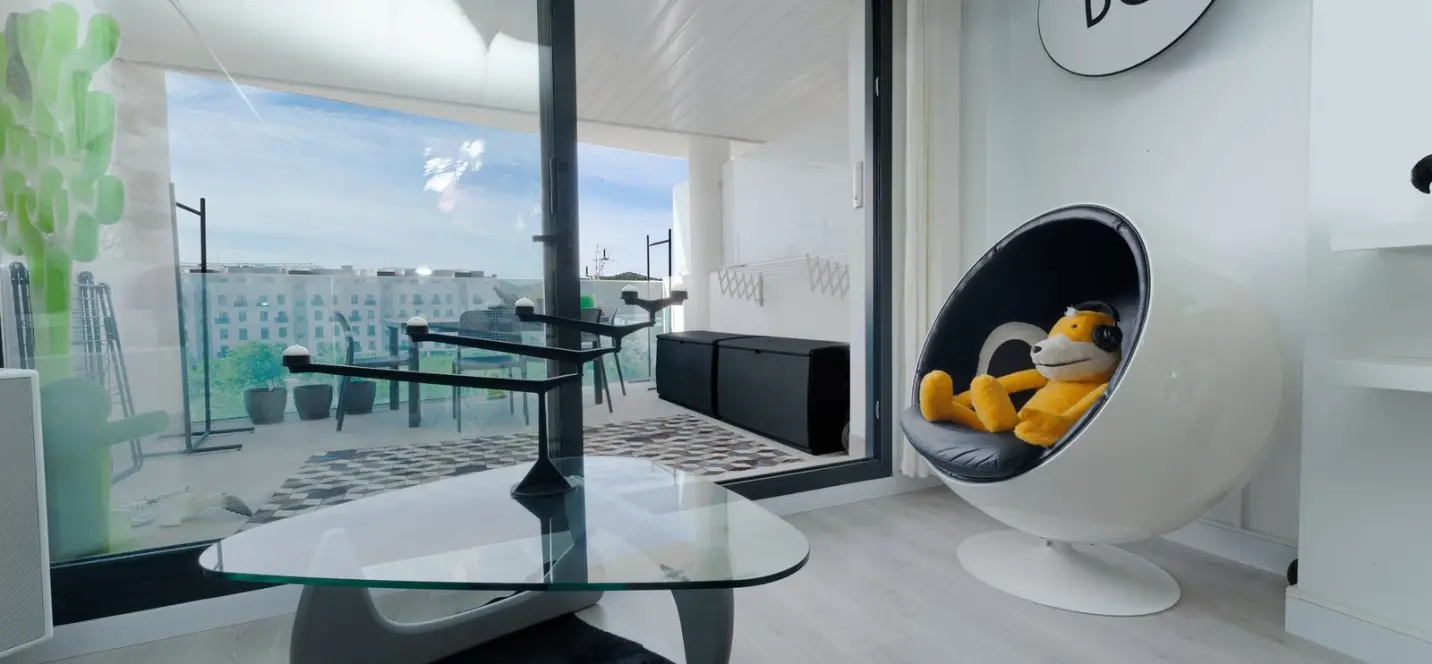Sale of middle floor apartment in Mijas 2