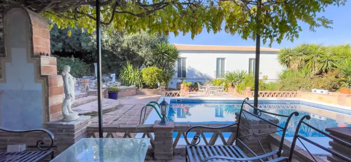 Venta de finca - cortijo en Coín 2