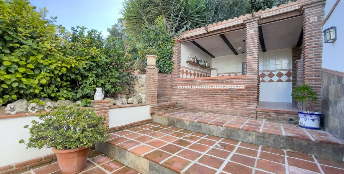 Sale of finca - cortijo in Coín 6