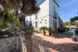 Image 7 thumb