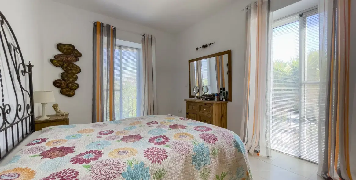 Sale of finca - cortijo in Coín 26