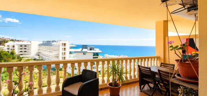 Venta de apartamento en planta media en Fuengirola 4