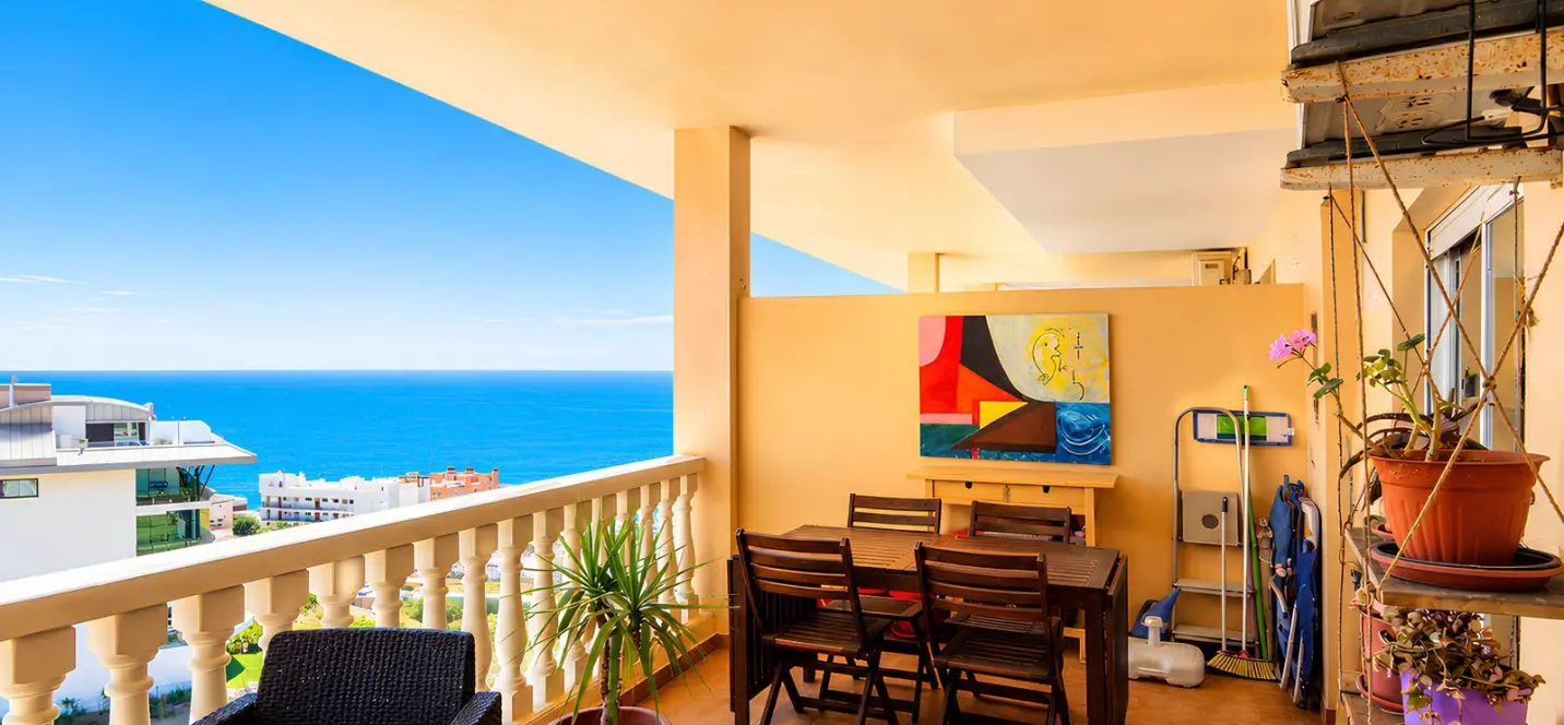 Venta de apartamento en planta media en Fuengirola 3
