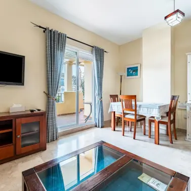 Sale of middle floor apartment in La Cala de Mijas