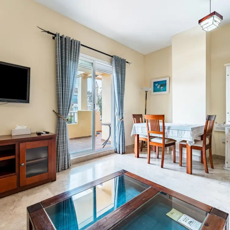 Sale of middle floor apartment in La Cala de Mijas