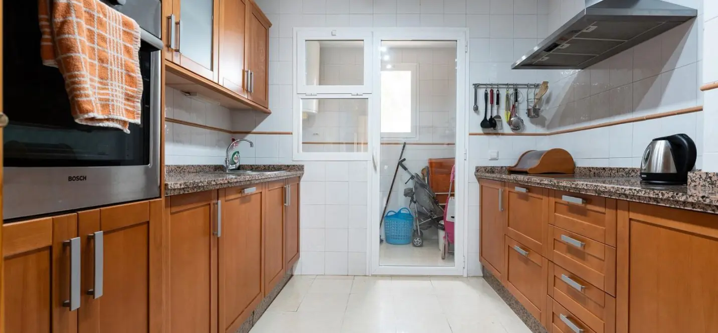 Sale of middle floor apartment in La Cala de Mijas 3