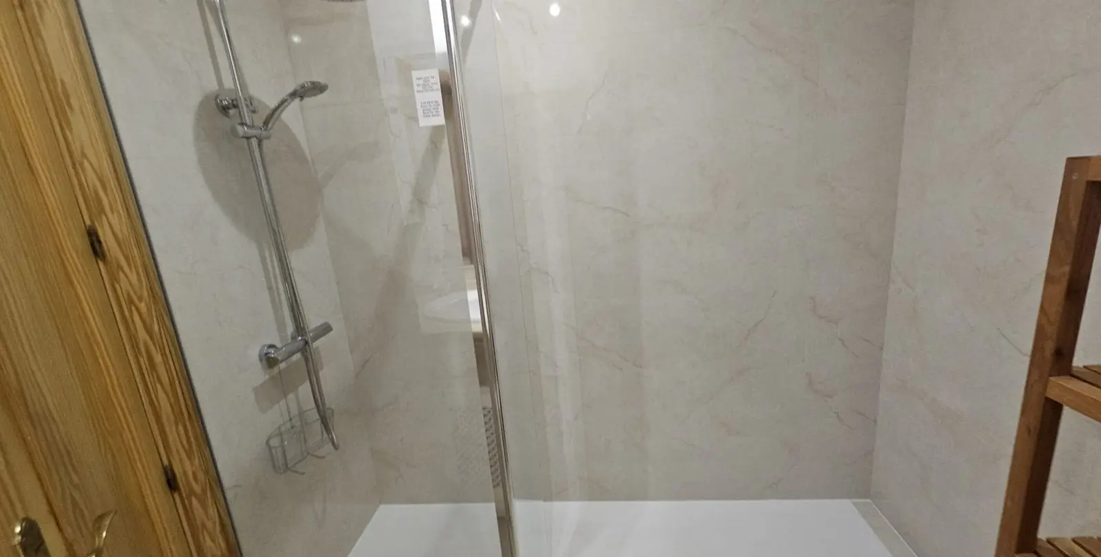 Sale of middle floor apartment in La Cala de Mijas 13