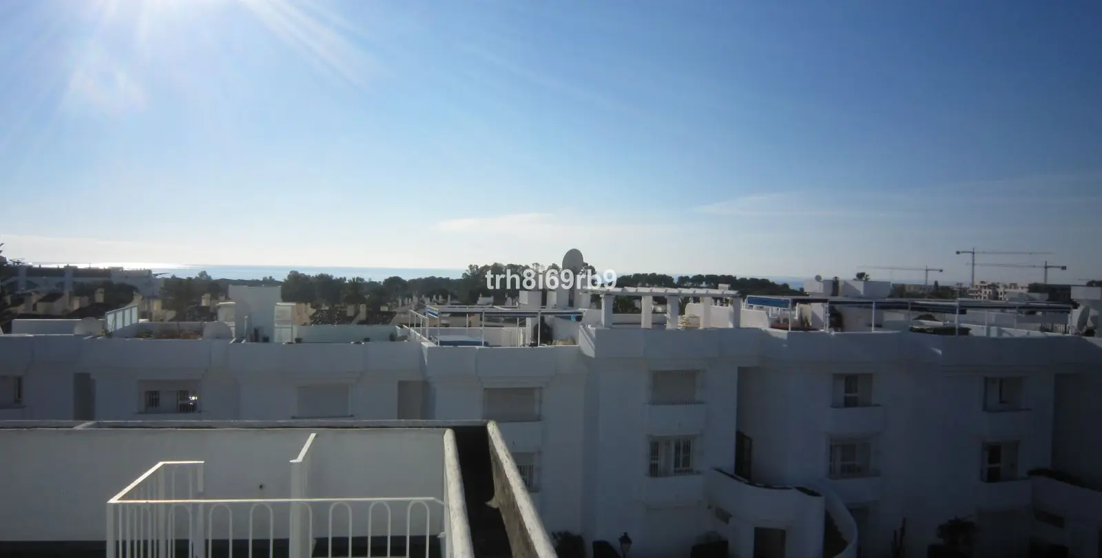 Venta de ático en Estepona 25