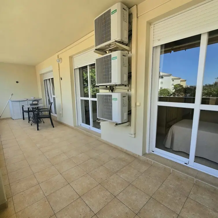 Venta de apartamento en planta media en Fuengirola