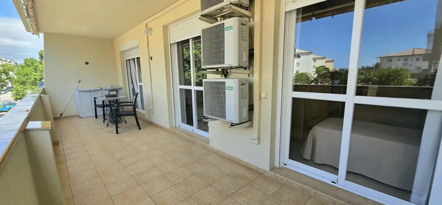 Venta de apartamento en planta media en Fuengirola 0