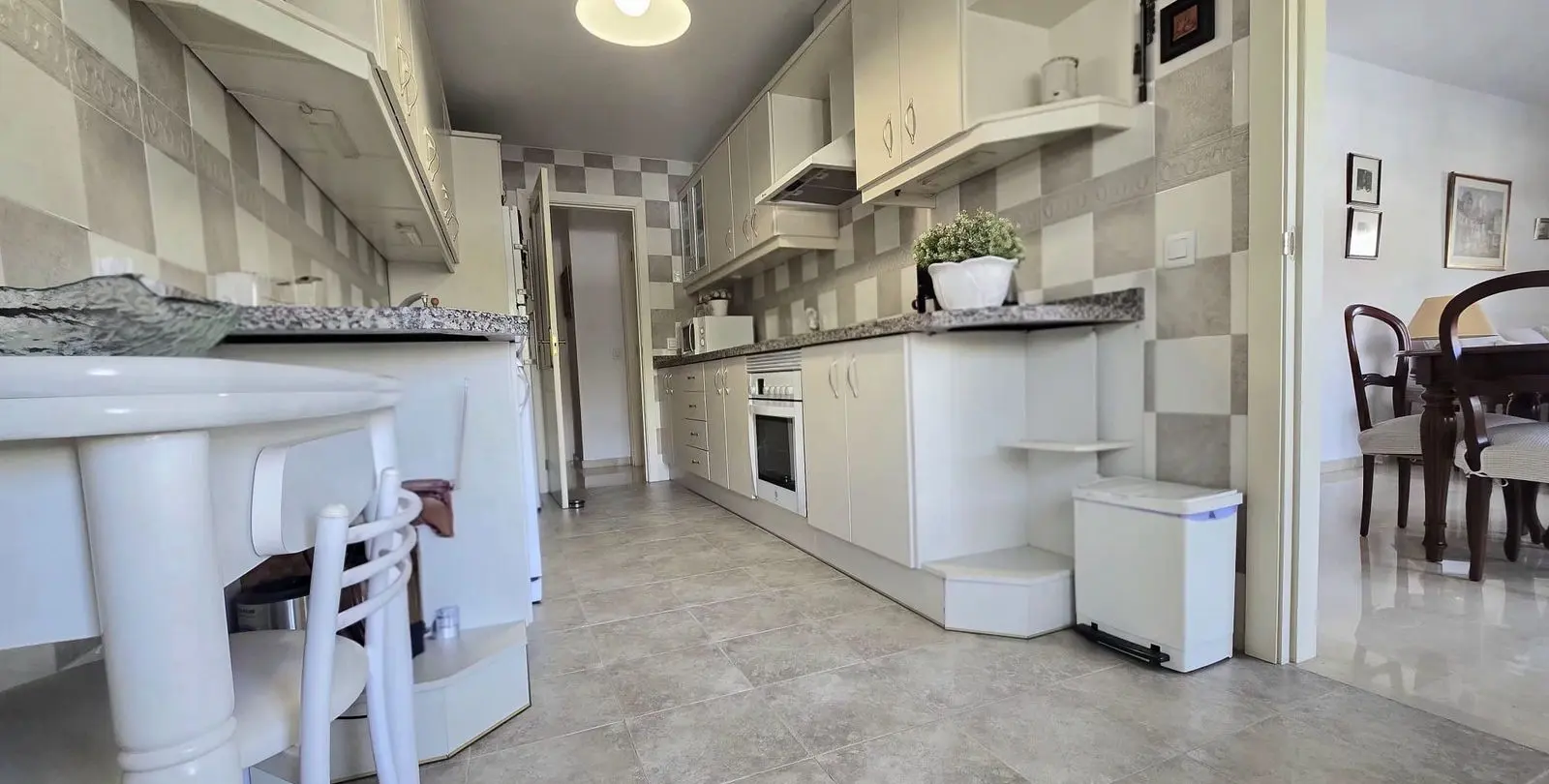 Venta de apartamento en planta media en Fuengirola 6