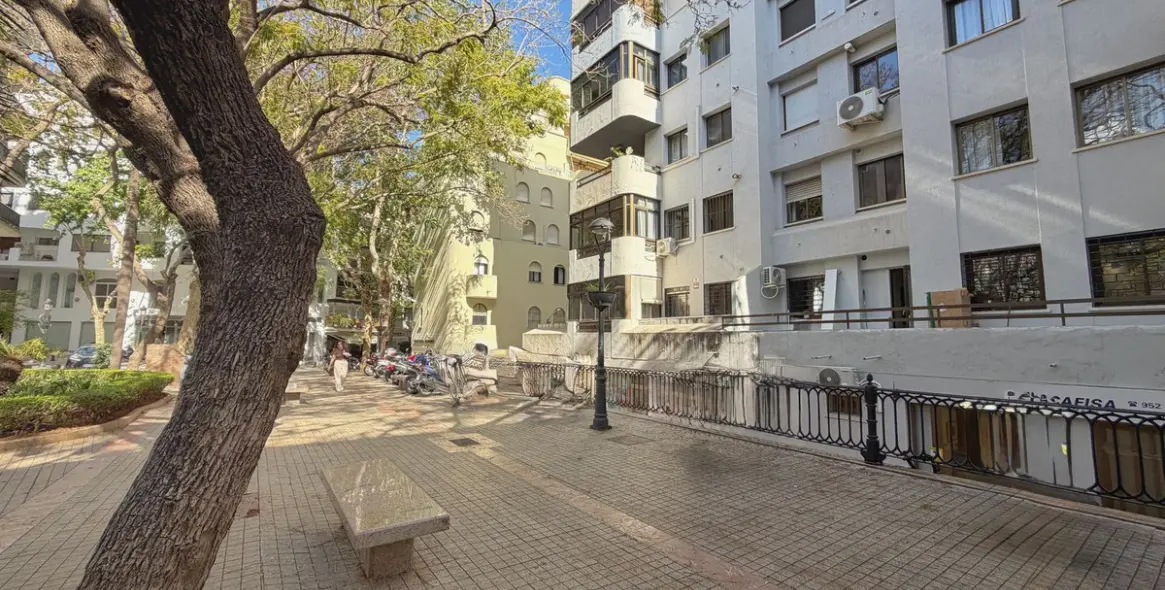Продажа апартаментов на среднем этаже в Marbella 1