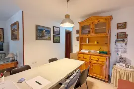 Image 4 thumb