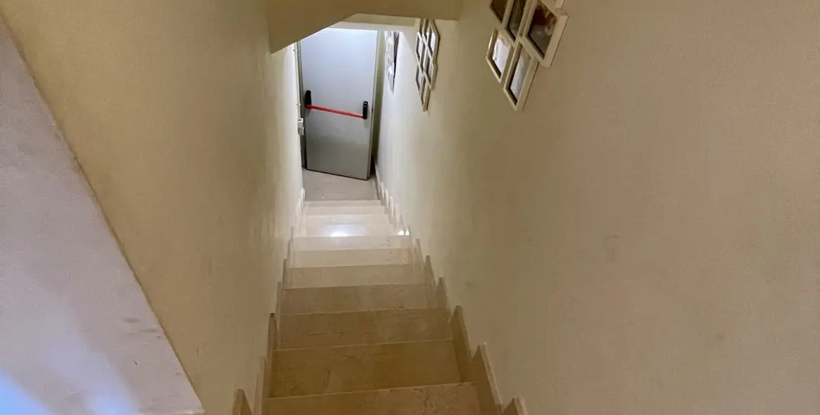Sale of townhouse in Estepona 16