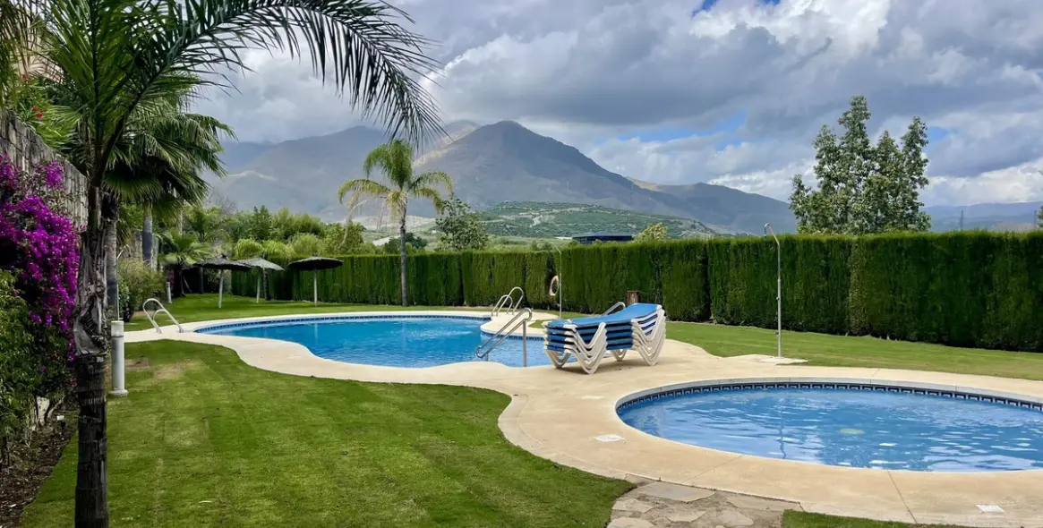 Sale of townhouse in Estepona 19