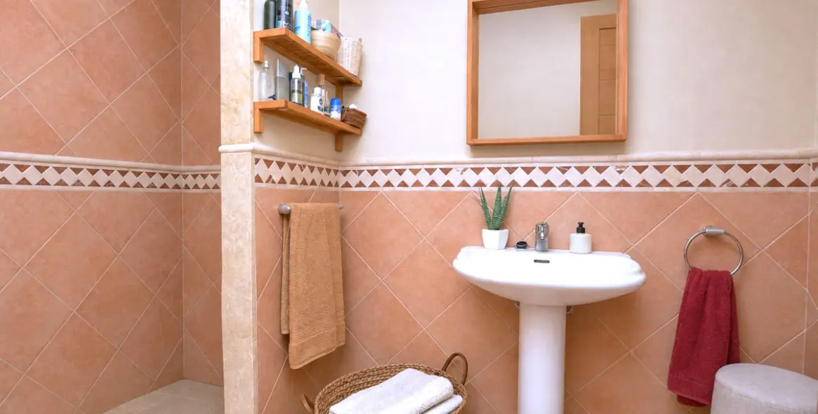 Venta de apartamento en planta media en Río Real 6