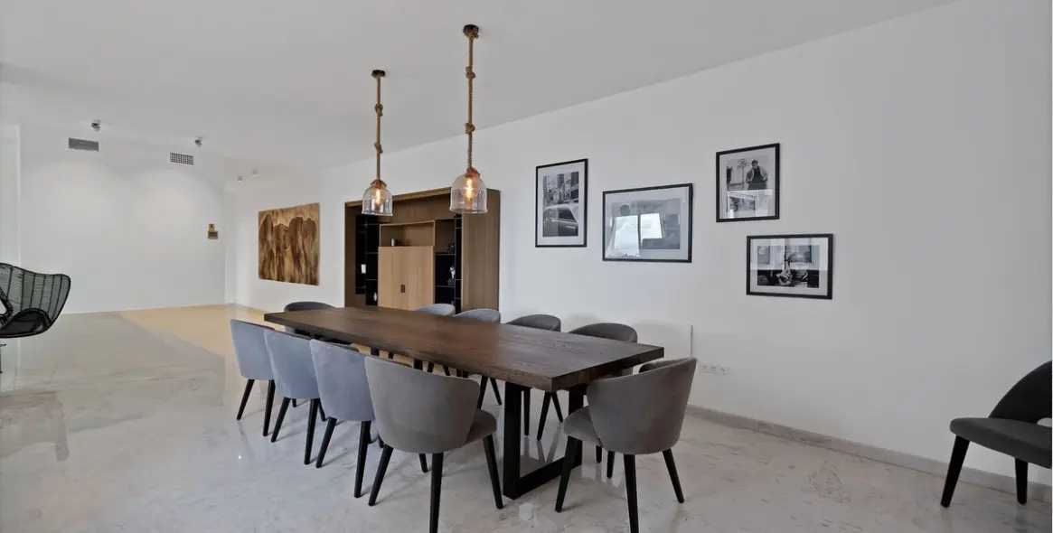 Sale of ground floor apartment in La Mairena 2