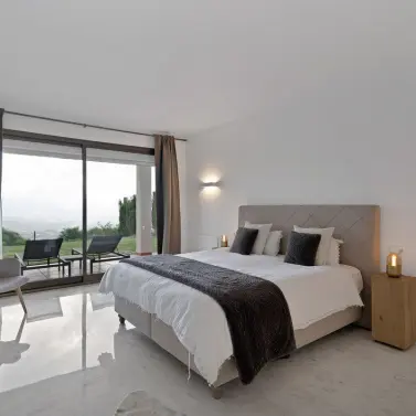 Sale of ground floor apartment in La Mairena
