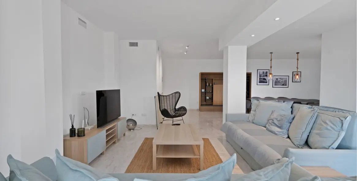 Sale of ground floor apartment in La Mairena 10