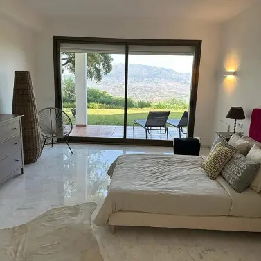 Sale of ground floor apartment in La Mairena