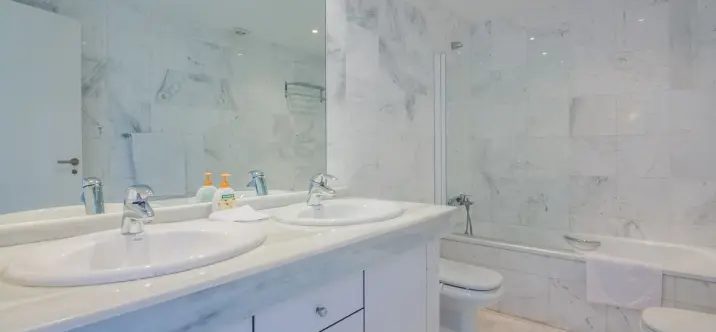 Sale of ground floor apartment in La Mairena 4