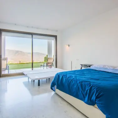 Sale of ground floor apartment in La Mairena