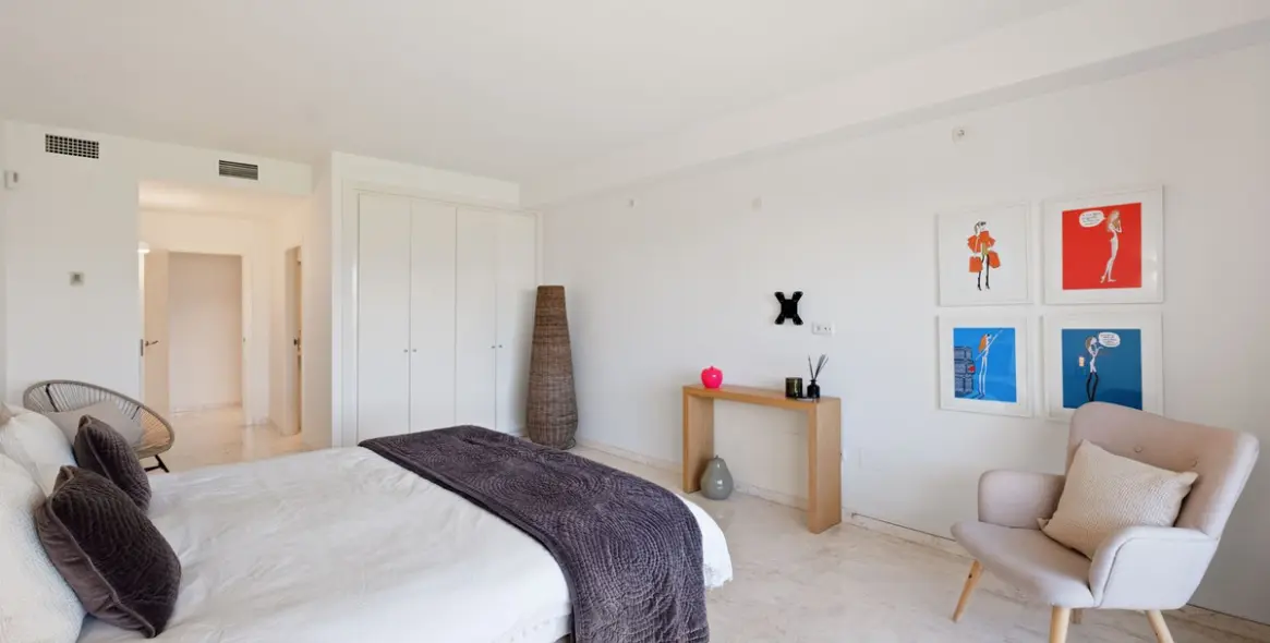 Sale of ground floor apartment in La Mairena 22