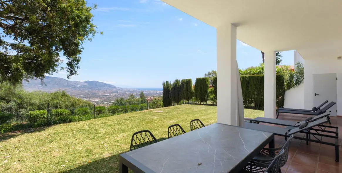 Sale of ground floor apartment in La Mairena 35