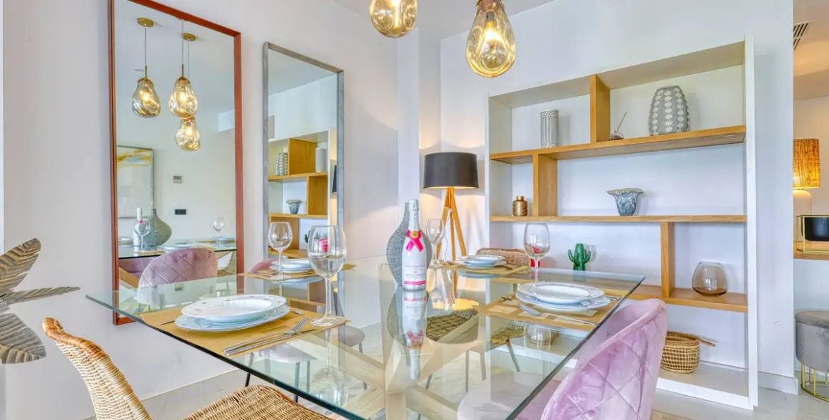 Sale of middle floor apartment in Estepona 13