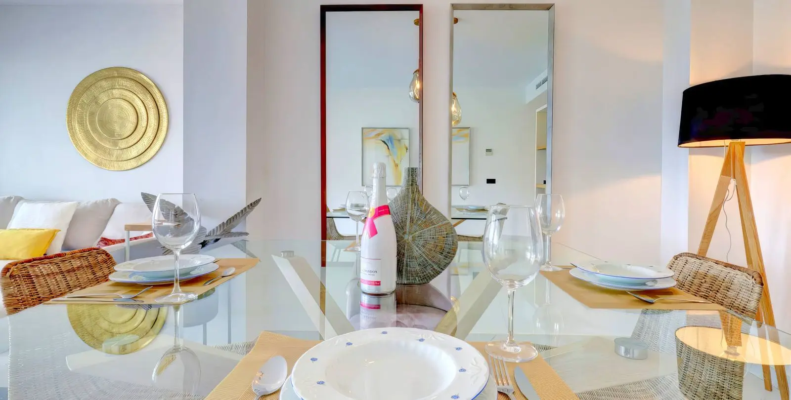 Sale of middle floor apartment in Estepona 8