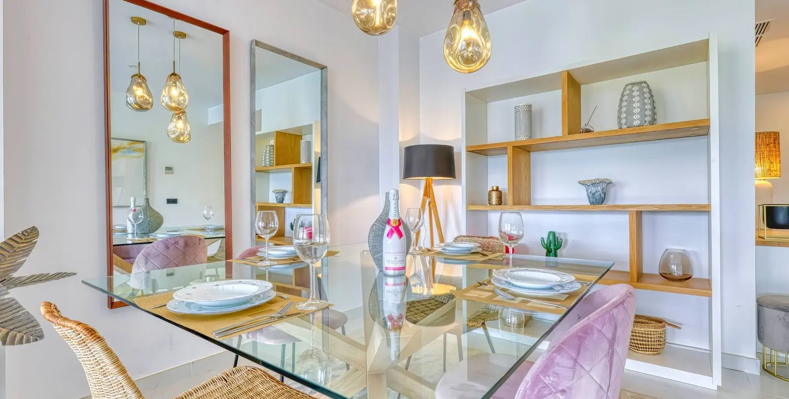 Sale of middle floor apartment in Estepona 13