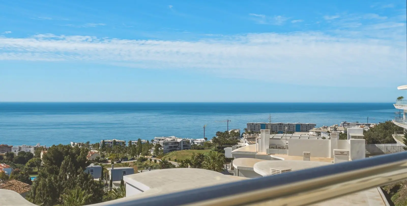 Sale of penthouse in Benalmadena Costa 4