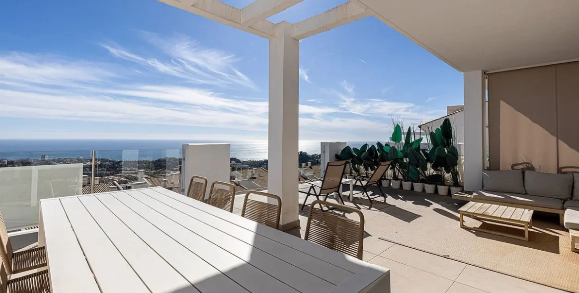 Sale of penthouse duplex in Benalmadena 30